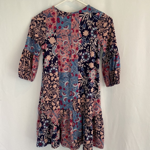 💜3/$15 Three Pink Hearts Floral Patchwork Dress - Picture 5 of 8